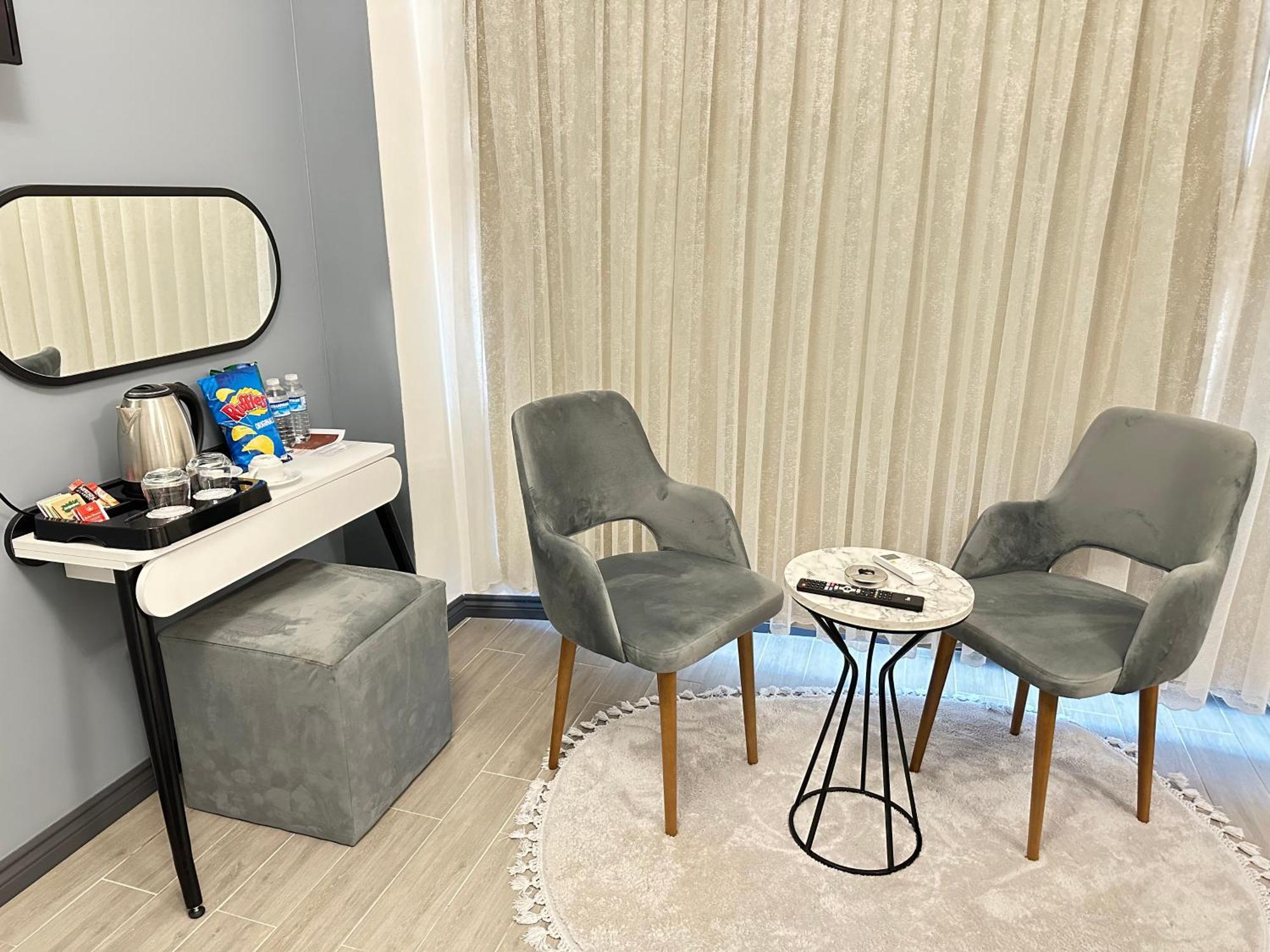 Blue Moonrise Hotel — Photos 1